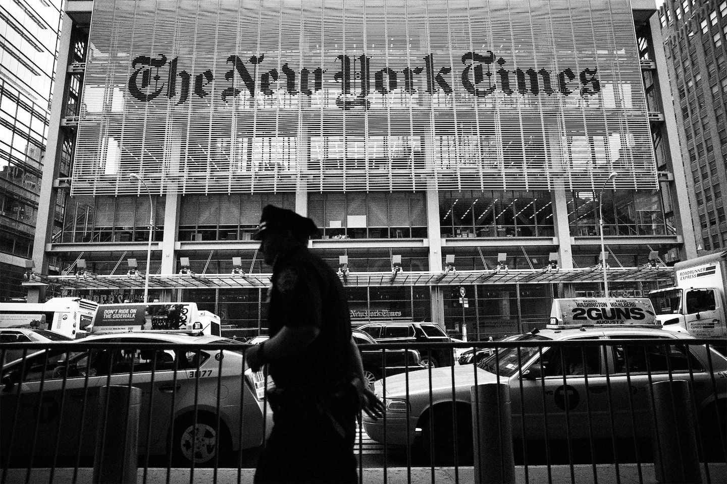 NYTimes traffic surges after the wall
